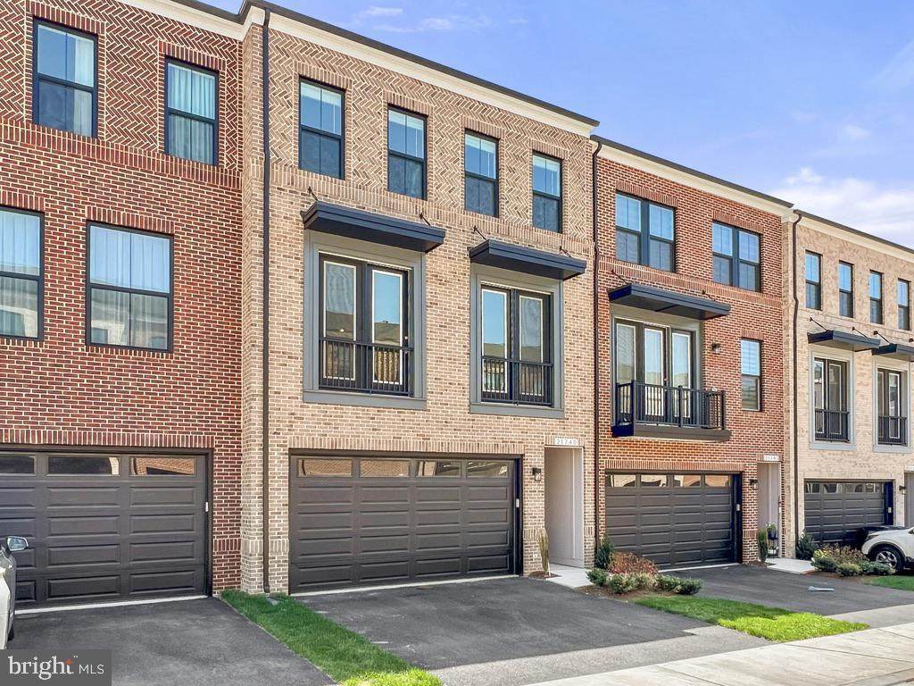21740 Charing Cross Terrace - Photo 1
