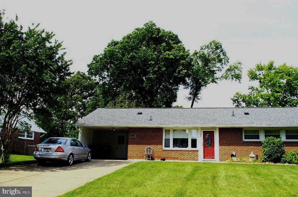 5213 Montgomery Street - Photo 1