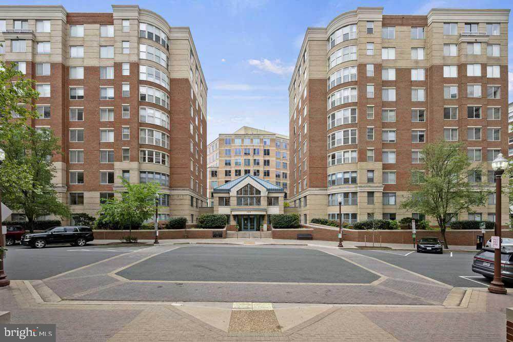 3830 9TH Street - Photo 1