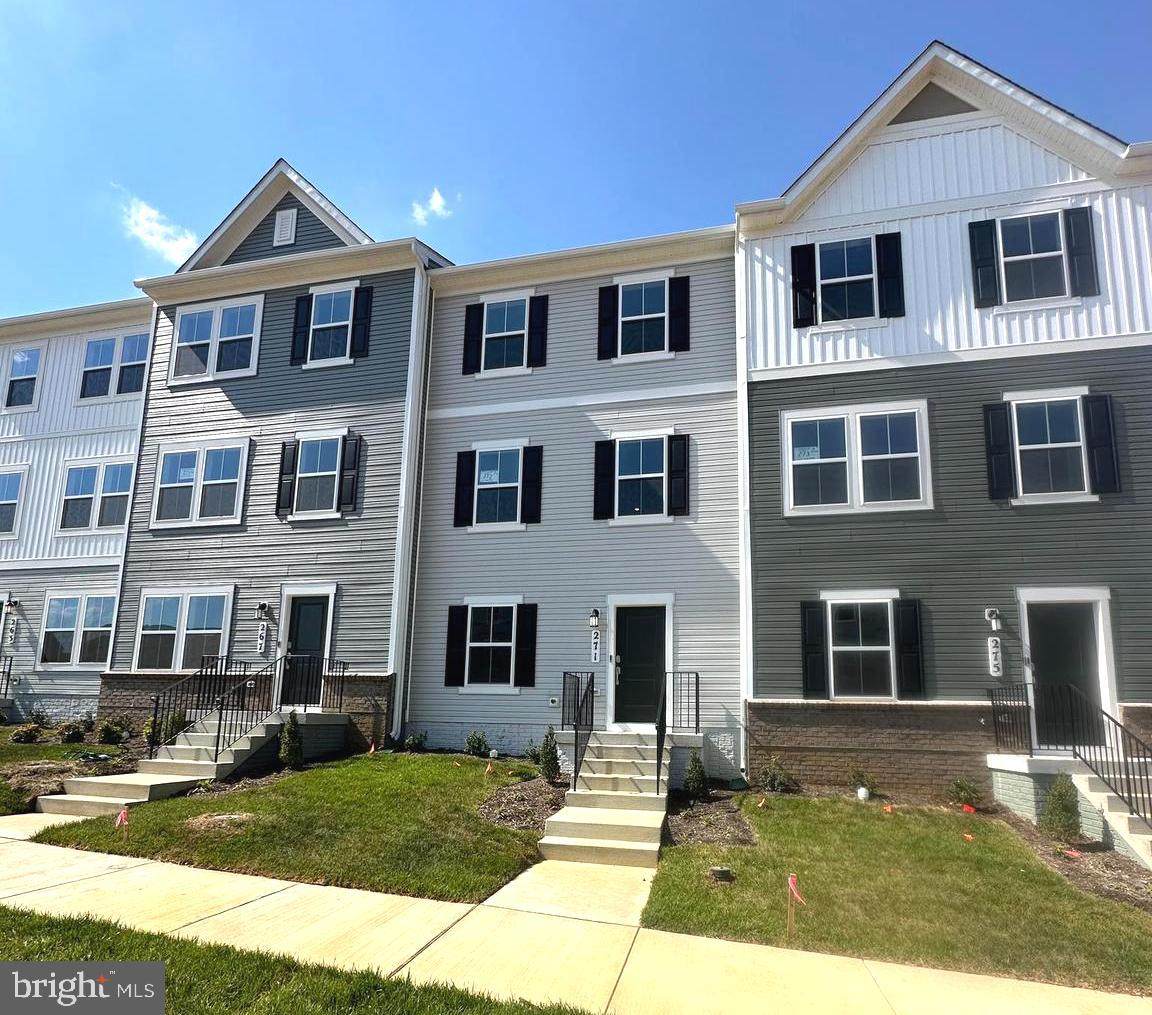271 Swan Field Ave - Photo 1