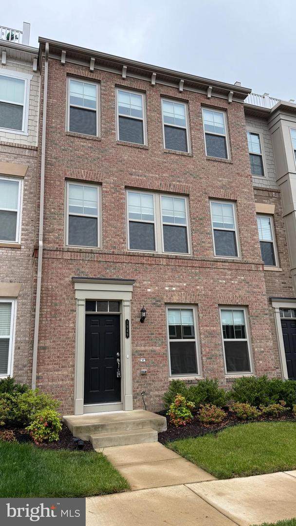 1949 Greenbriar Hall Road - Photo 1