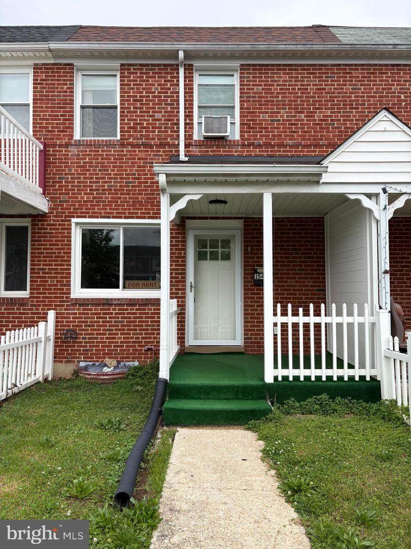 1542 Becklow Avenue - Photo 1