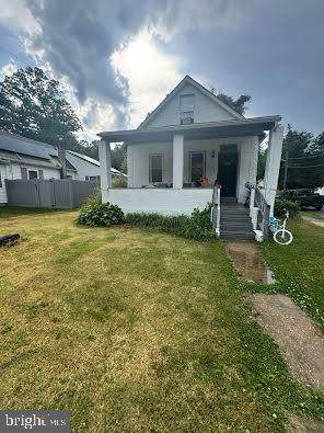 601 Oak - Photo 1