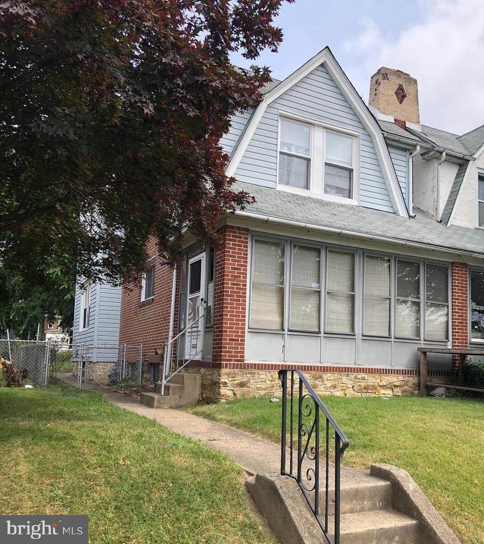 726 18TH Street - Photo 1