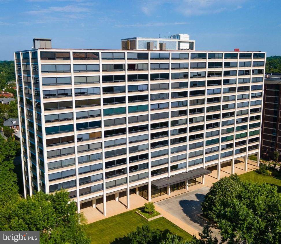 4000 Charles Street - Photo 1