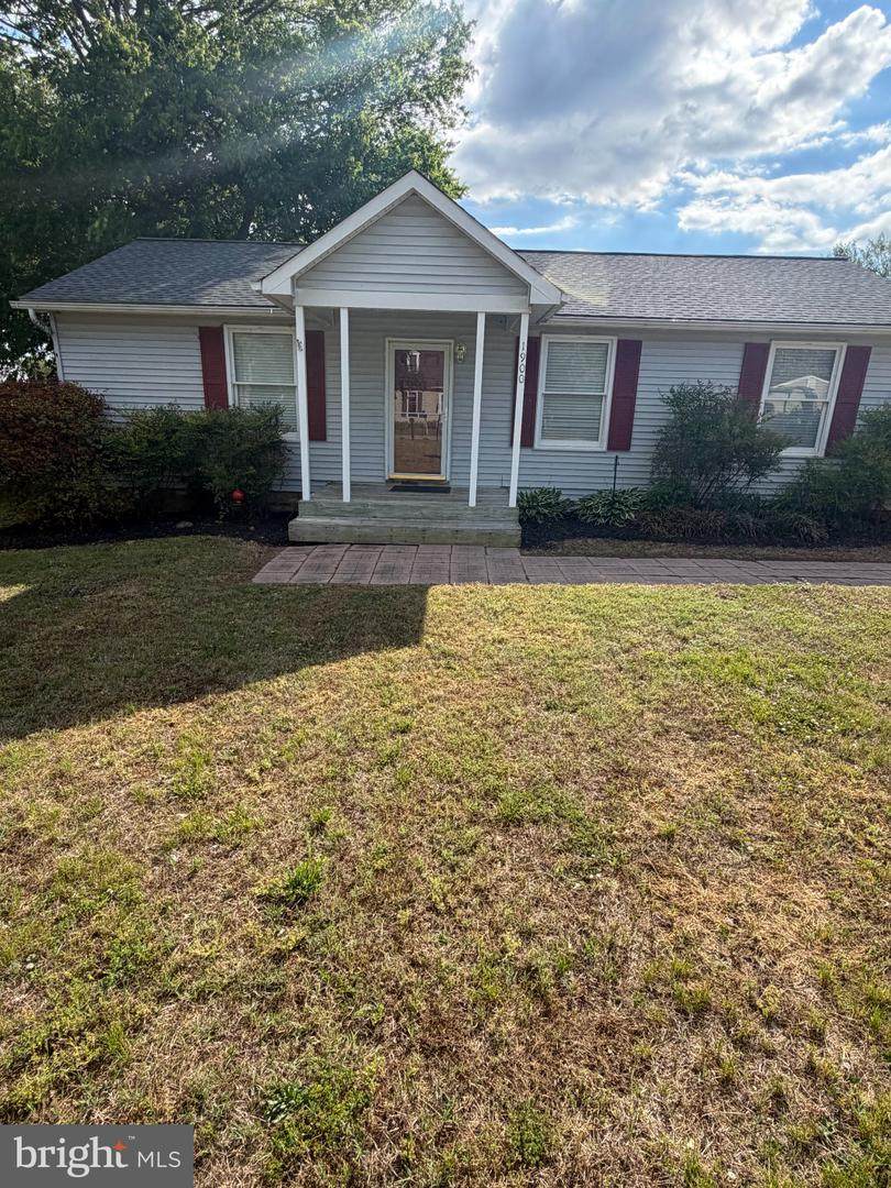 1900 Pollock Street - Photo 1