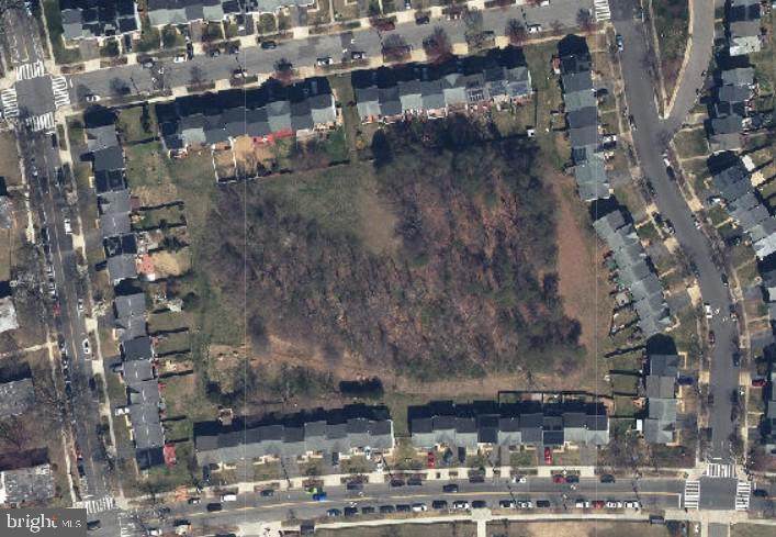  Trenton Place - Photo 1
