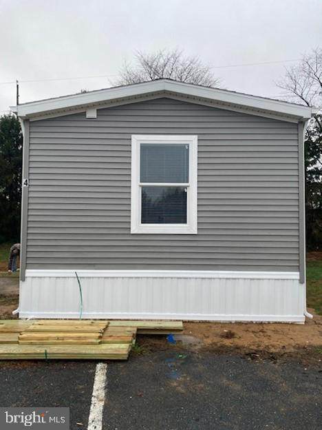 4 Rehobeth Circle - Photo 1