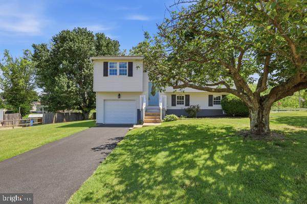 3496 Fox Ridge Court - Photo 1