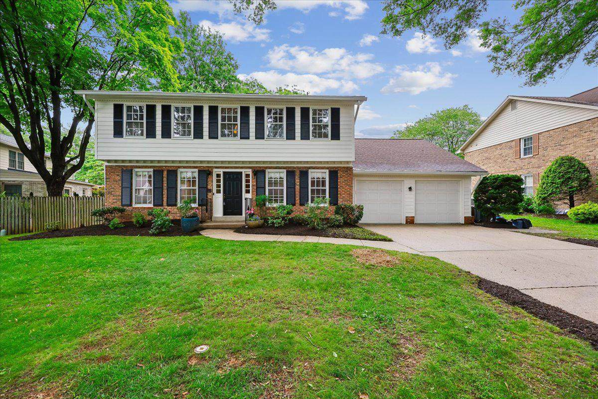 16 Fairwood Court - Photo 1