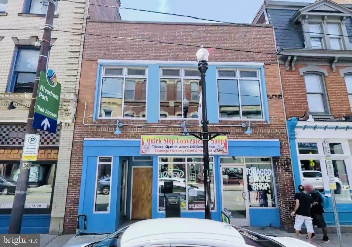 1506 Carson Street - Photo 1