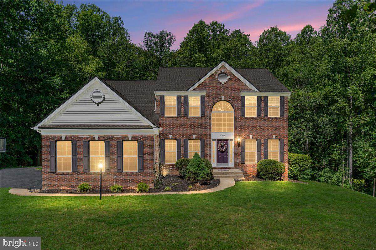 2300 Somerset Drive - Photo 1