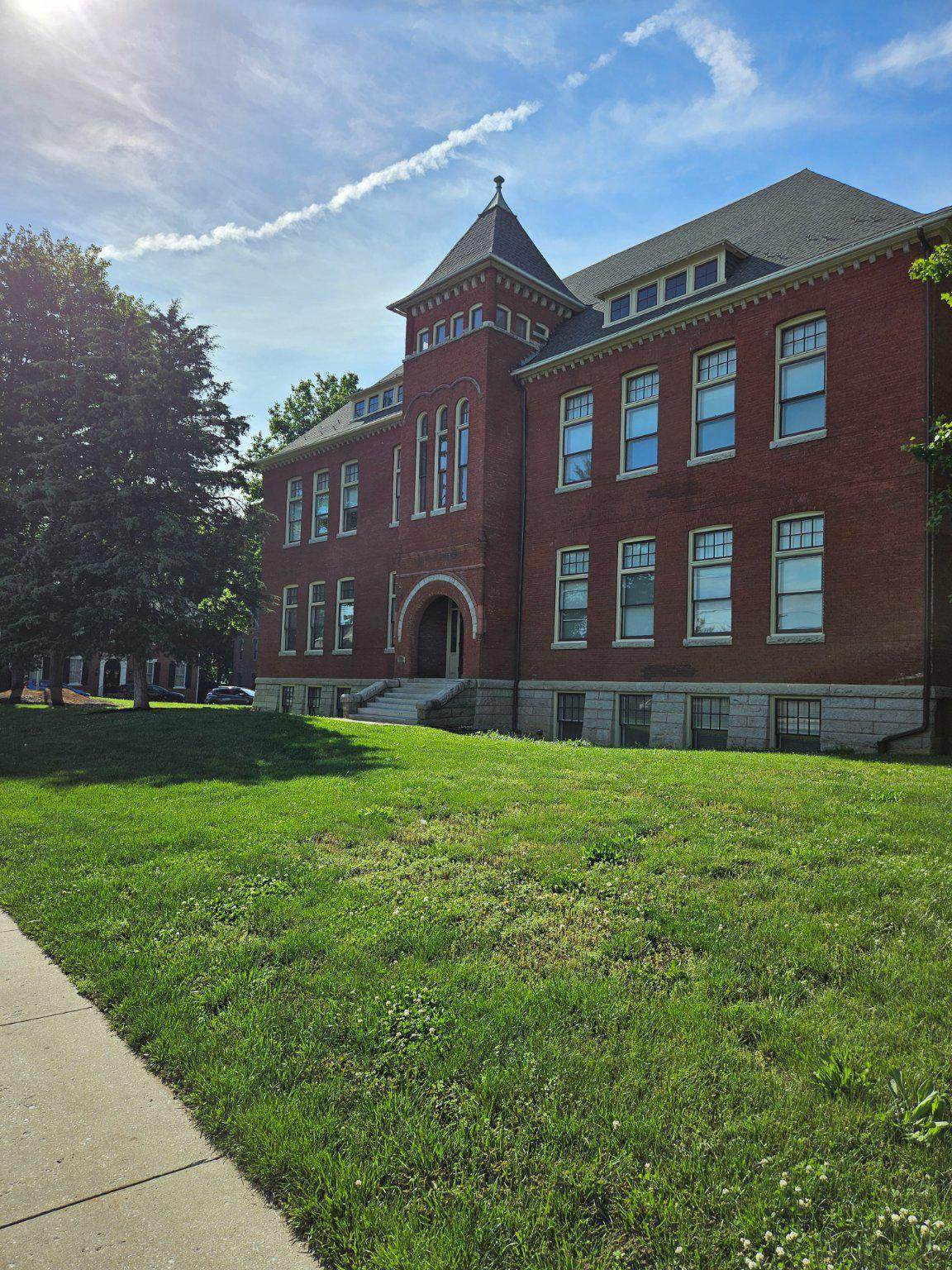 133 Locust Street - Photo 1