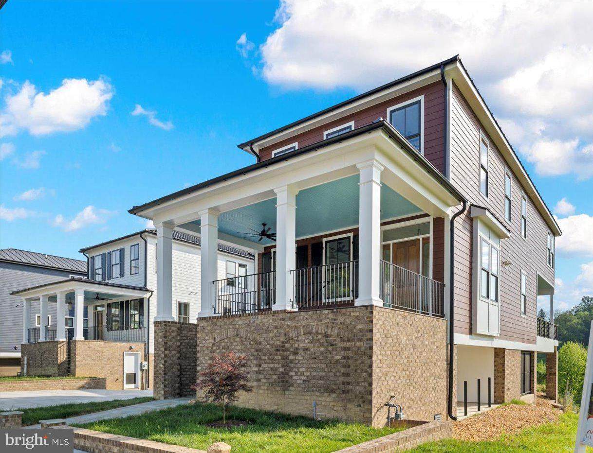 1111 Sophia Street - Photo 1