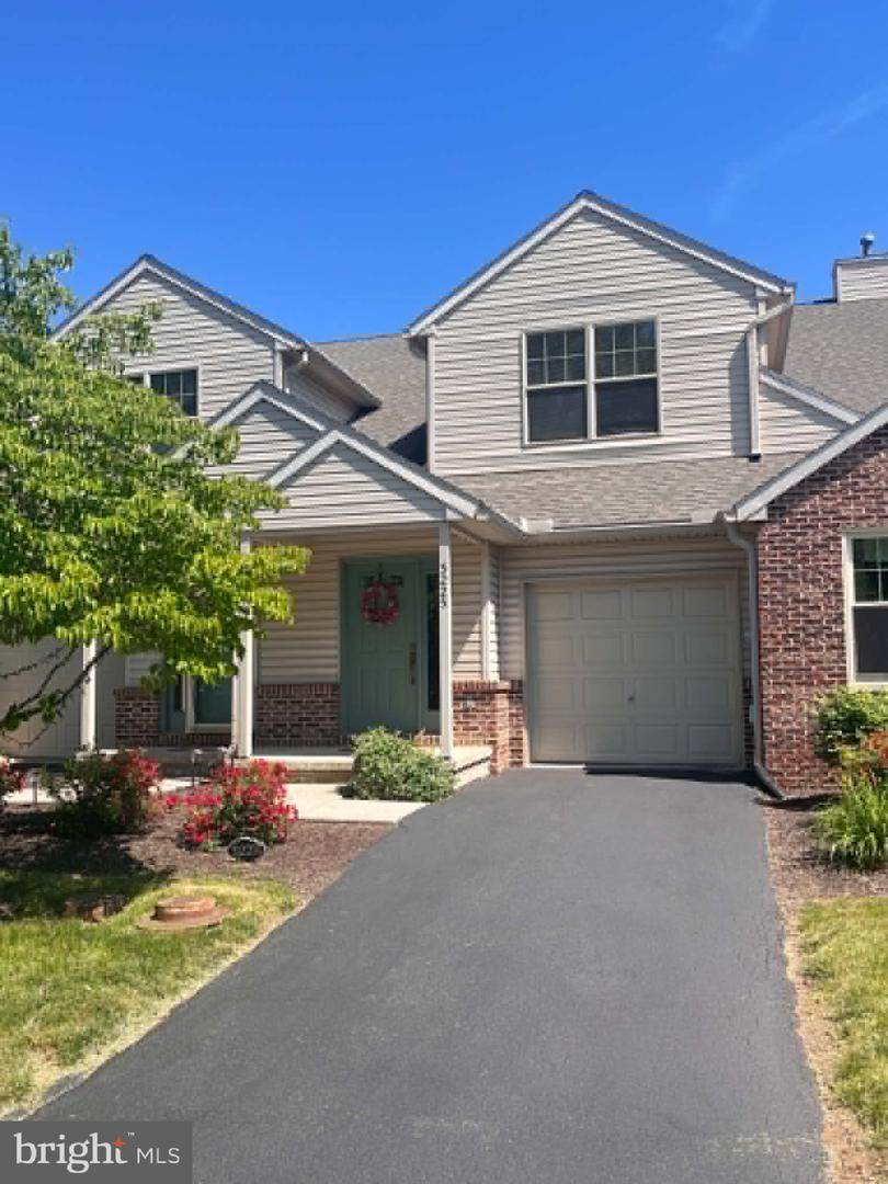 5225 Cobblestone Drive - Photo 1