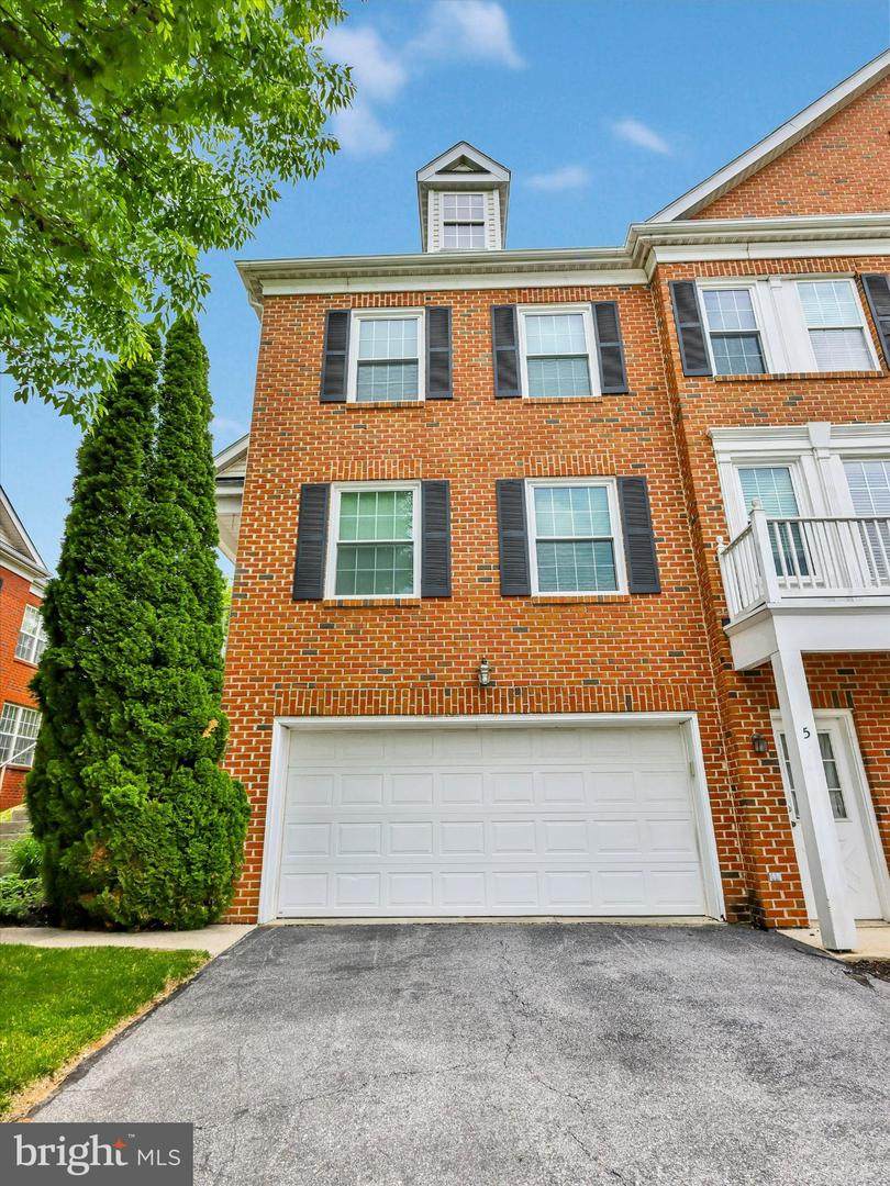5 Johnsborough Court - Photo 1