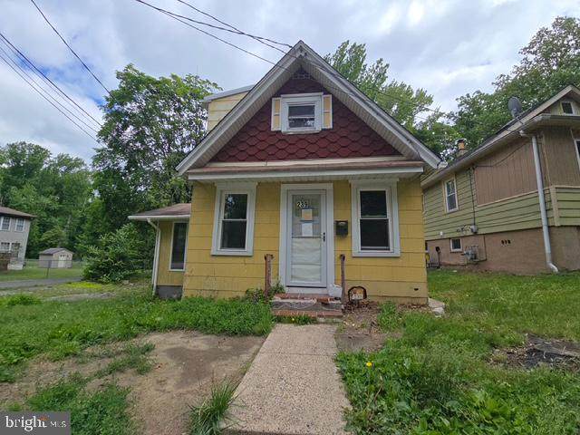 239 Garfield Avenue - Photo 1