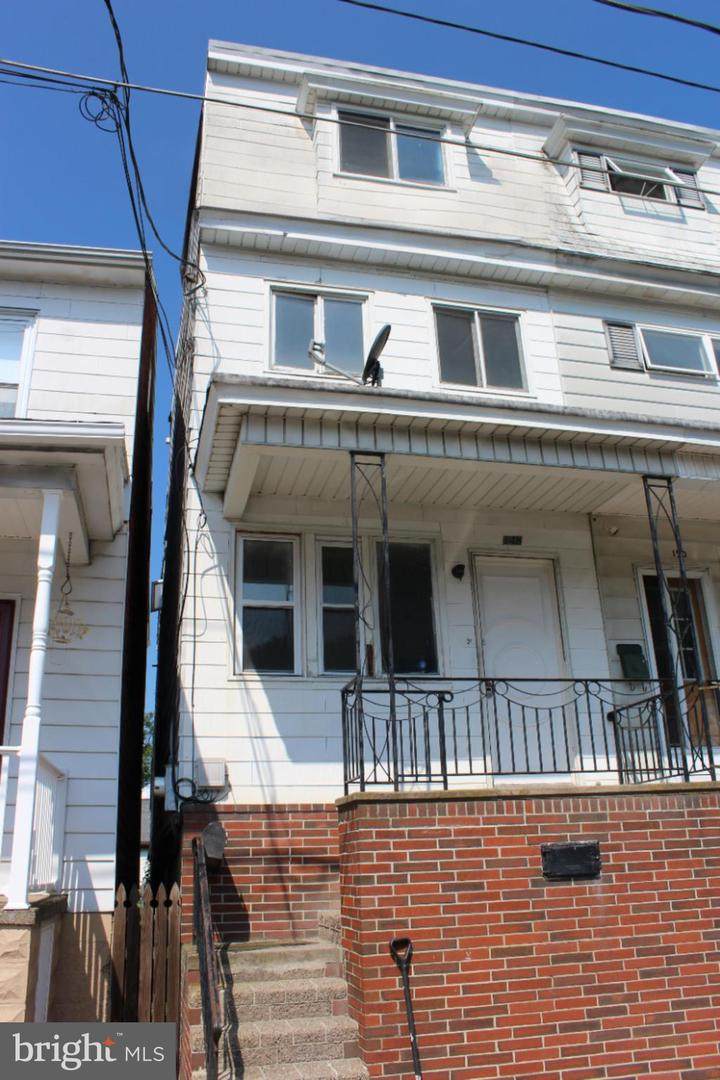 148 Locust Street - Photo 1