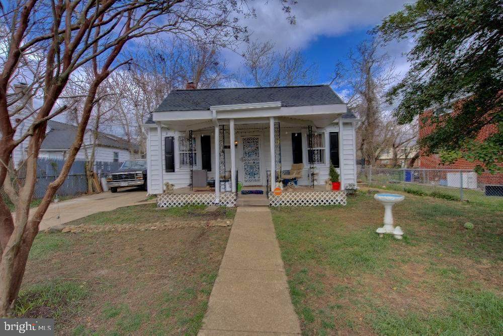 2924 Virginia Avenue - Photo 1