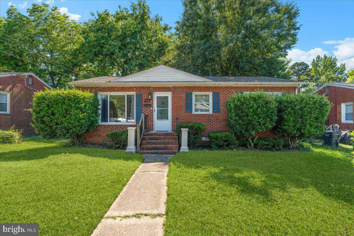 112 14TH Avenue - Photo 1