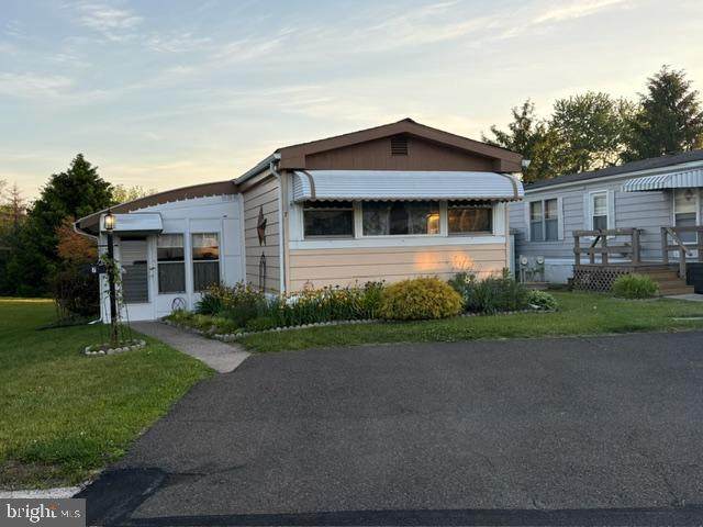 7 Woodsbluff Run - Photo 1