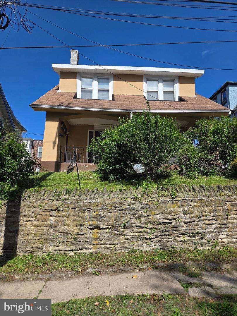 6302 13 Street - Photo 1