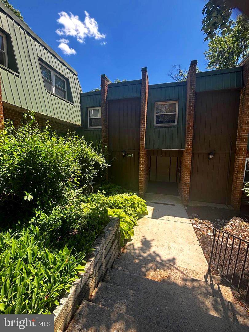 511 Meadowview Lane - Photo 1