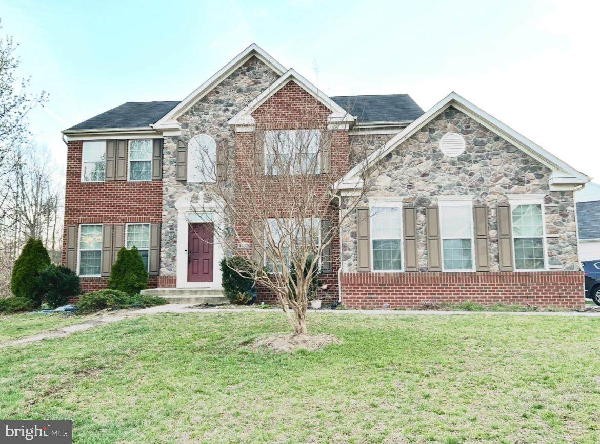 4615 Mary Beth Boulevard - Photo 1