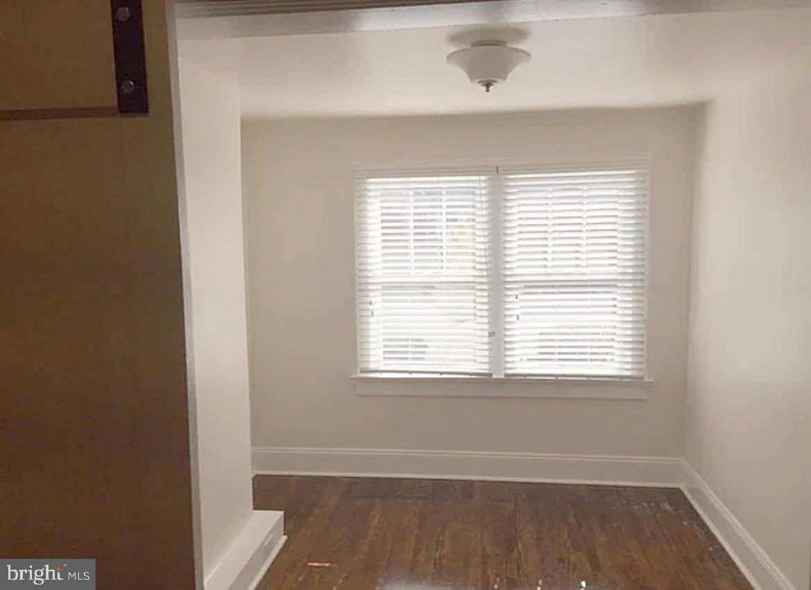 4 Cork Street - Photo 1