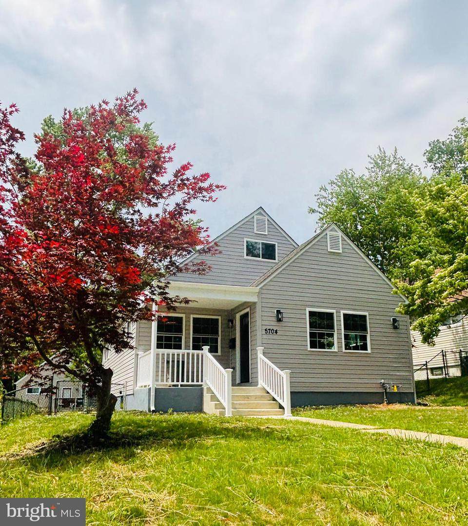 5704 Adleigh Avenue - Photo 1