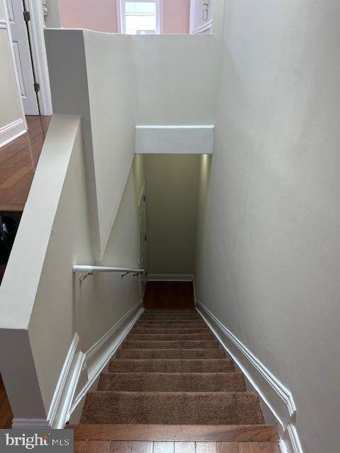 https://bt-photos.global.ssl.fastly.net/brightmls/orig_boomver_1_804996871224-2.jpg