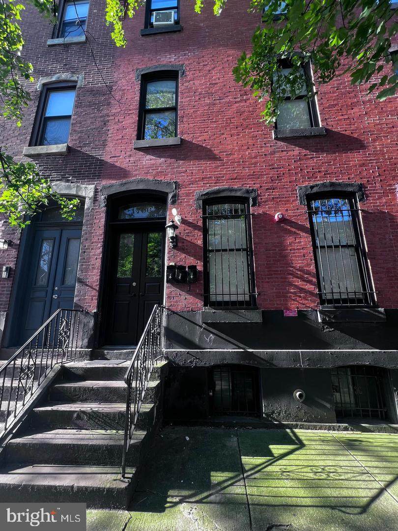 1706 Diamond Street - Photo 1