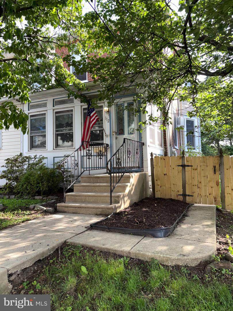 112 Cooke Avenue - Photo 1