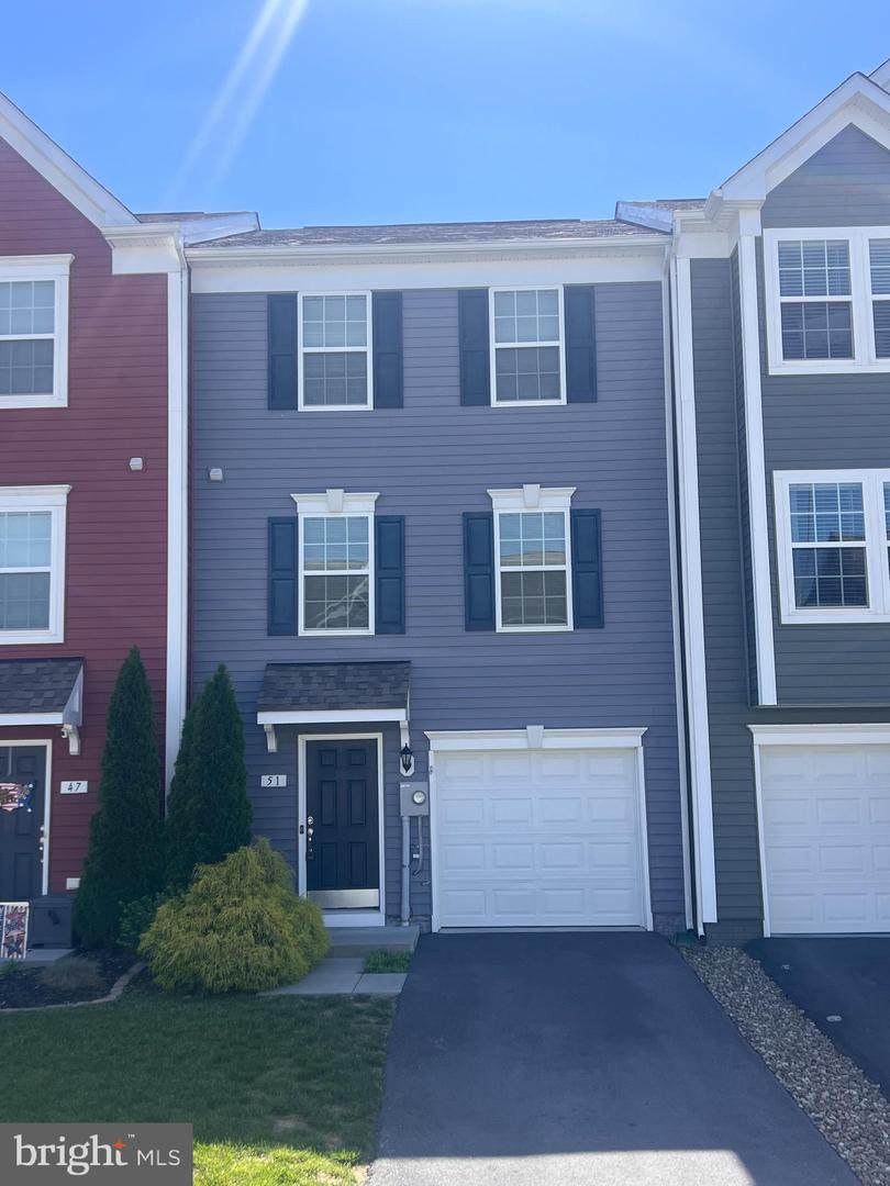 51 Cecily Way - Photo 1