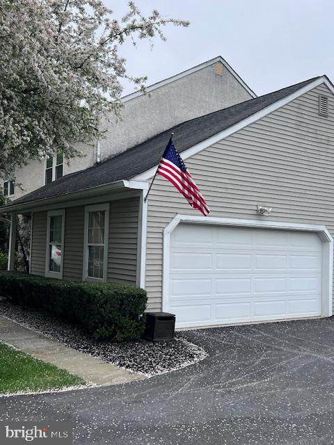803 Bradford Terrace - Photo 1