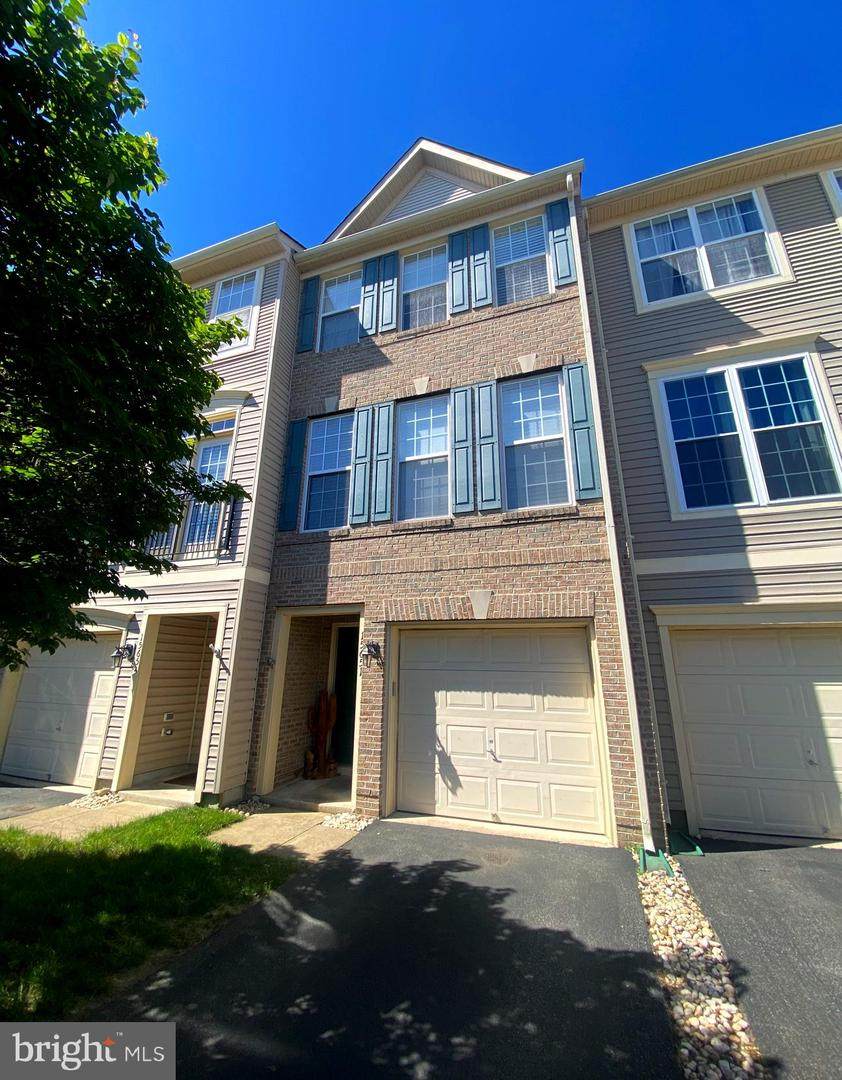 15651 John Diskin Circle - Photo 1