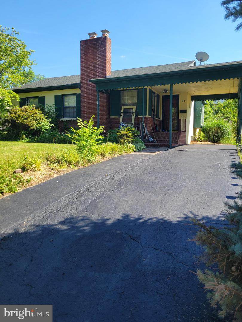 152 Valley Street - Photo 1