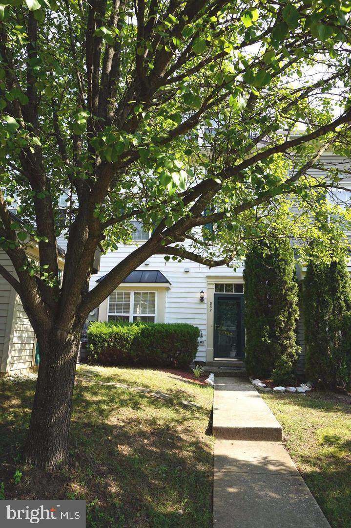 832 Estuary Drive - Photo 1