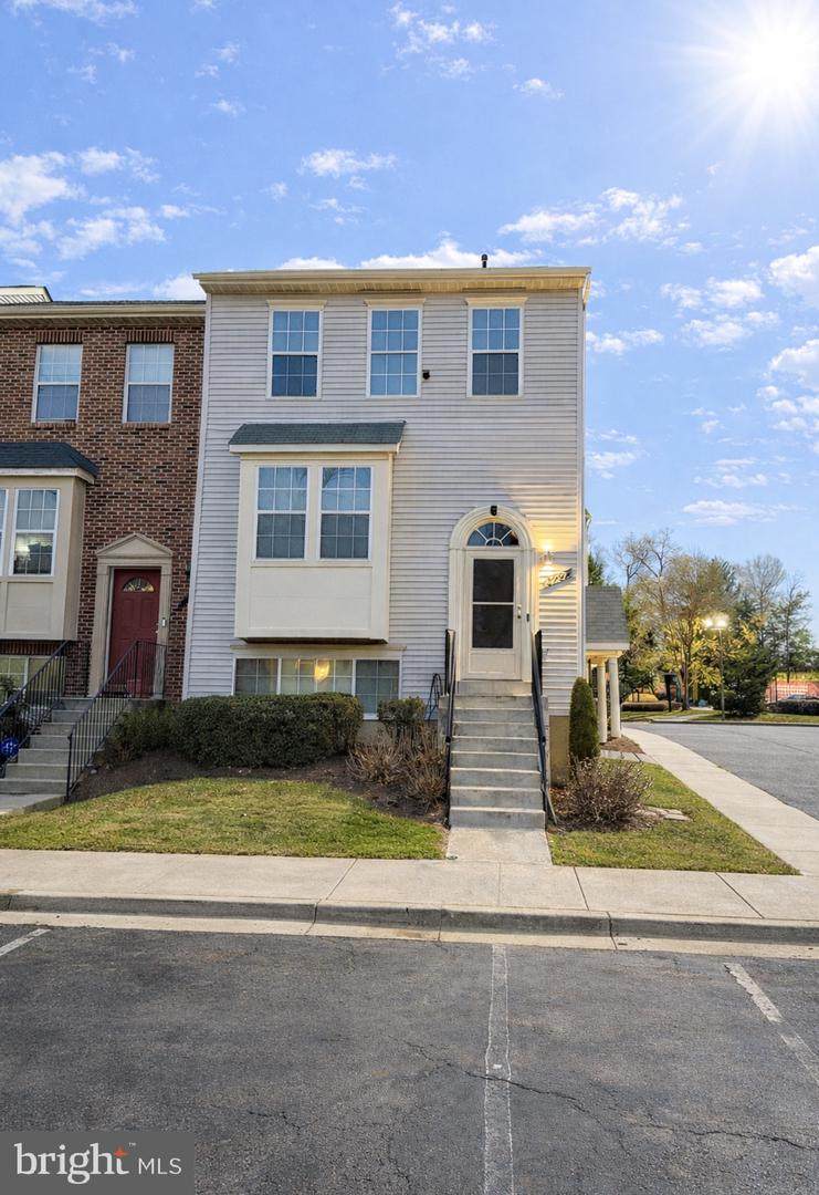 3727 Wilkinson Drive - Photo 1