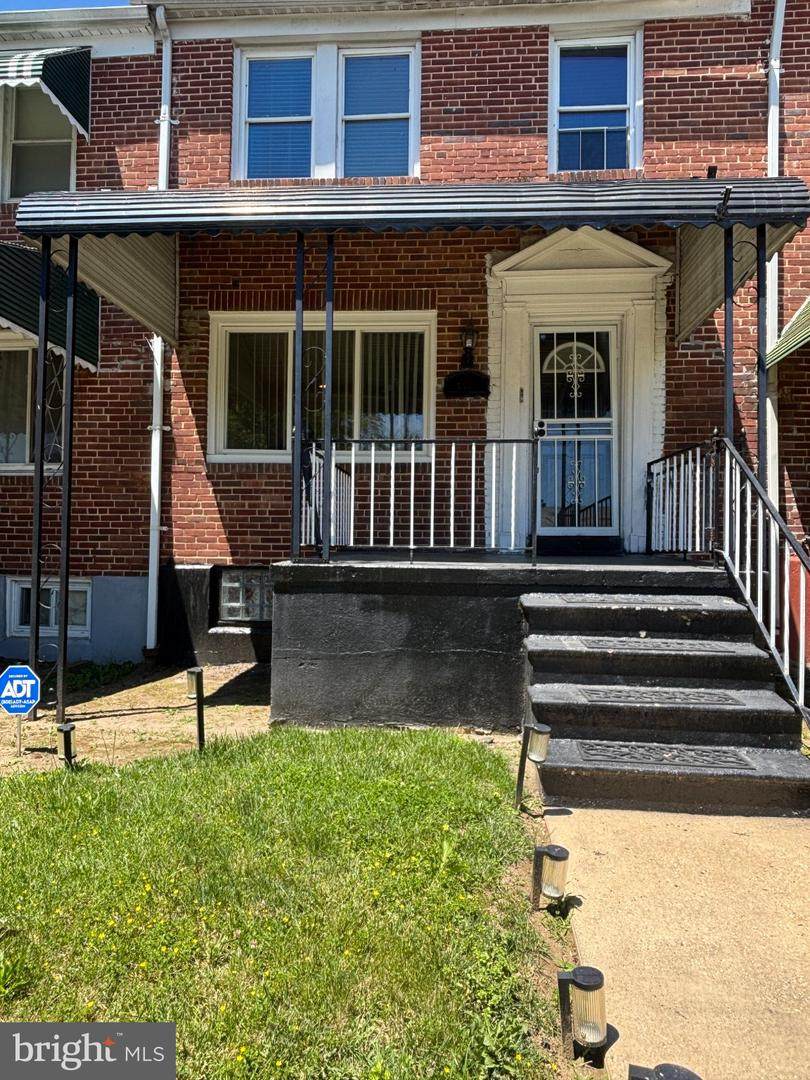 908 Wildwood - Photo 1