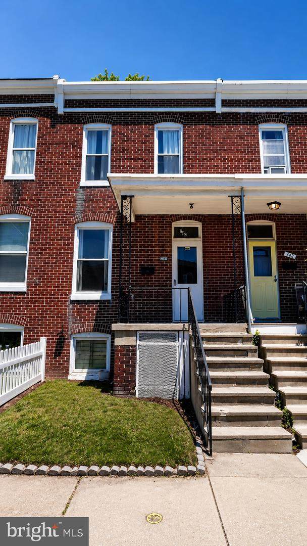 740 37TH Street - Photo 1