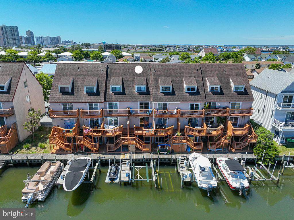 124 Newport Bay Drive - Photo 1