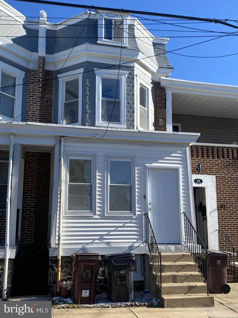 17 29TH Street - Photo 1