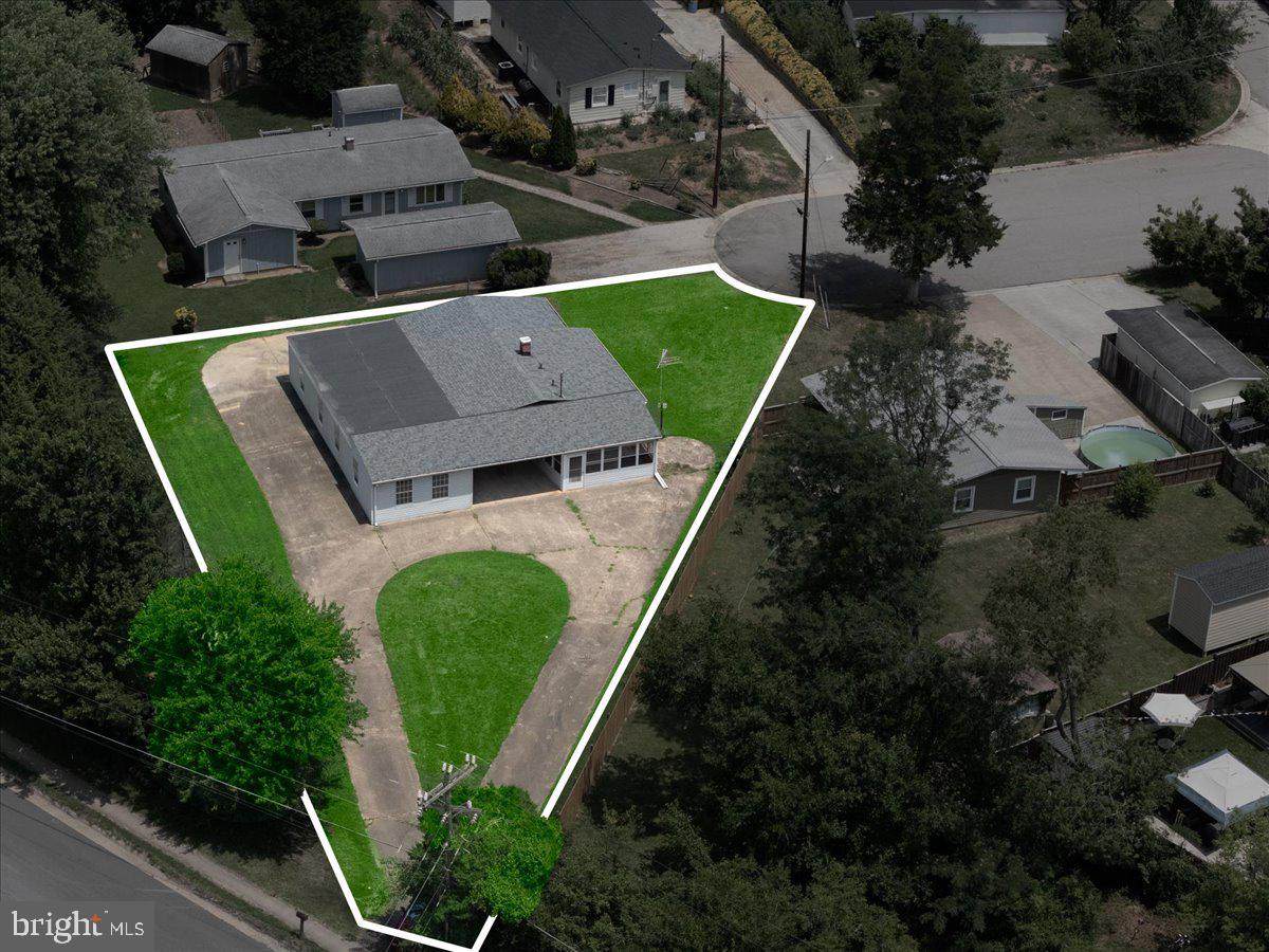 13701 Dawson Beach - Photo 1