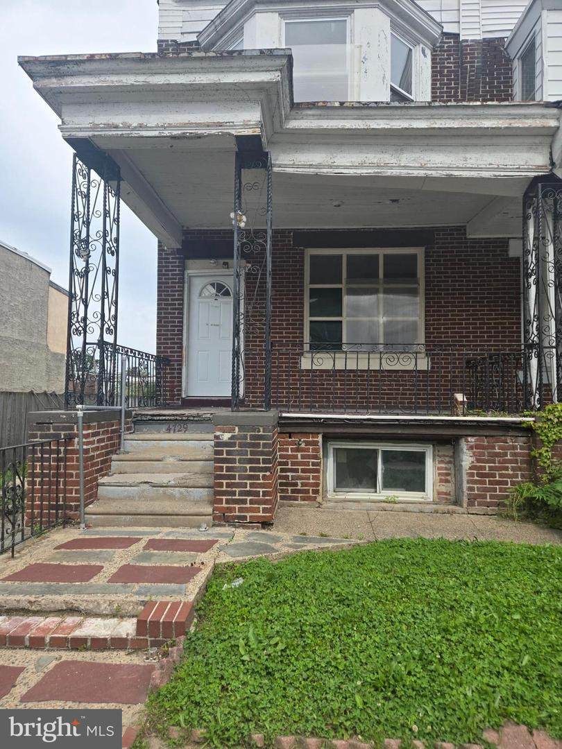 4729 Camac Street - Photo 1