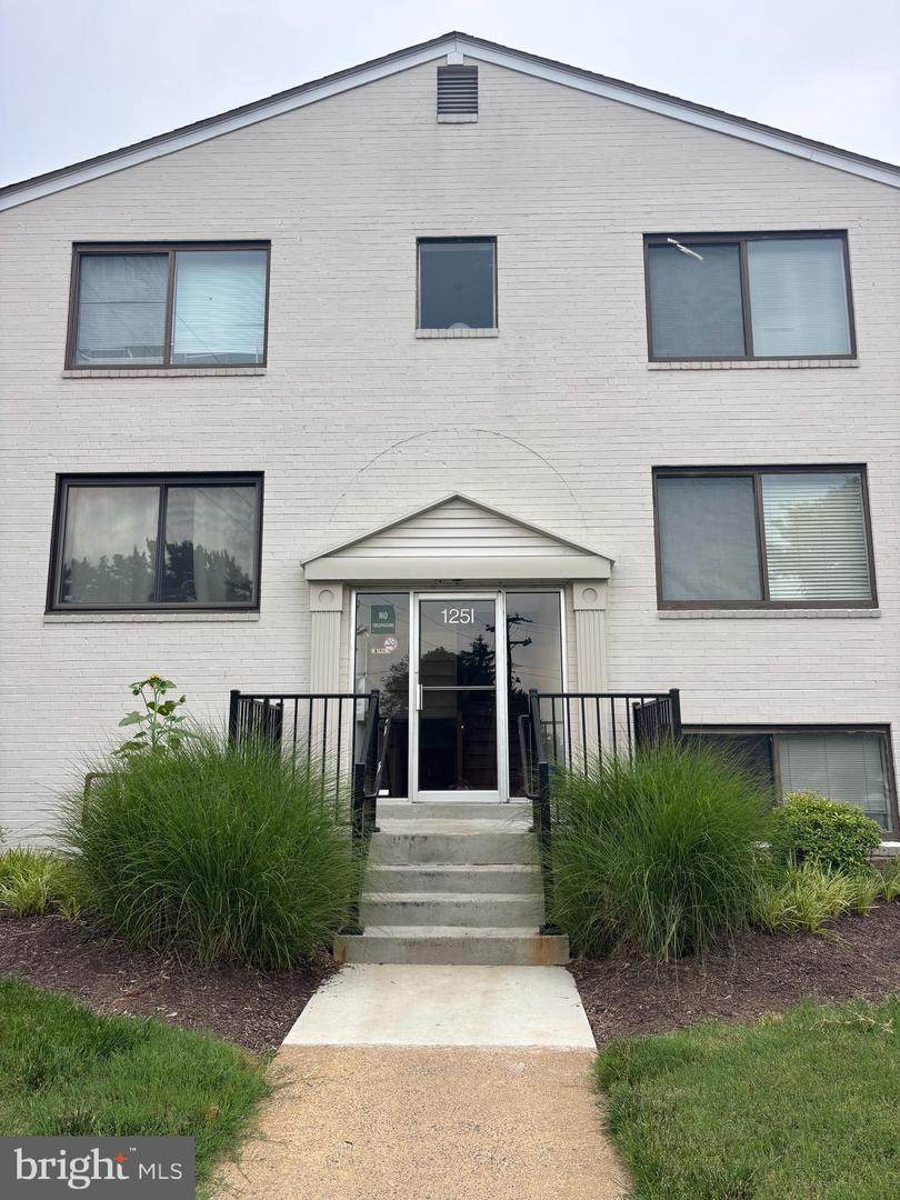 125-I Clubhouse Drive - Photo 1