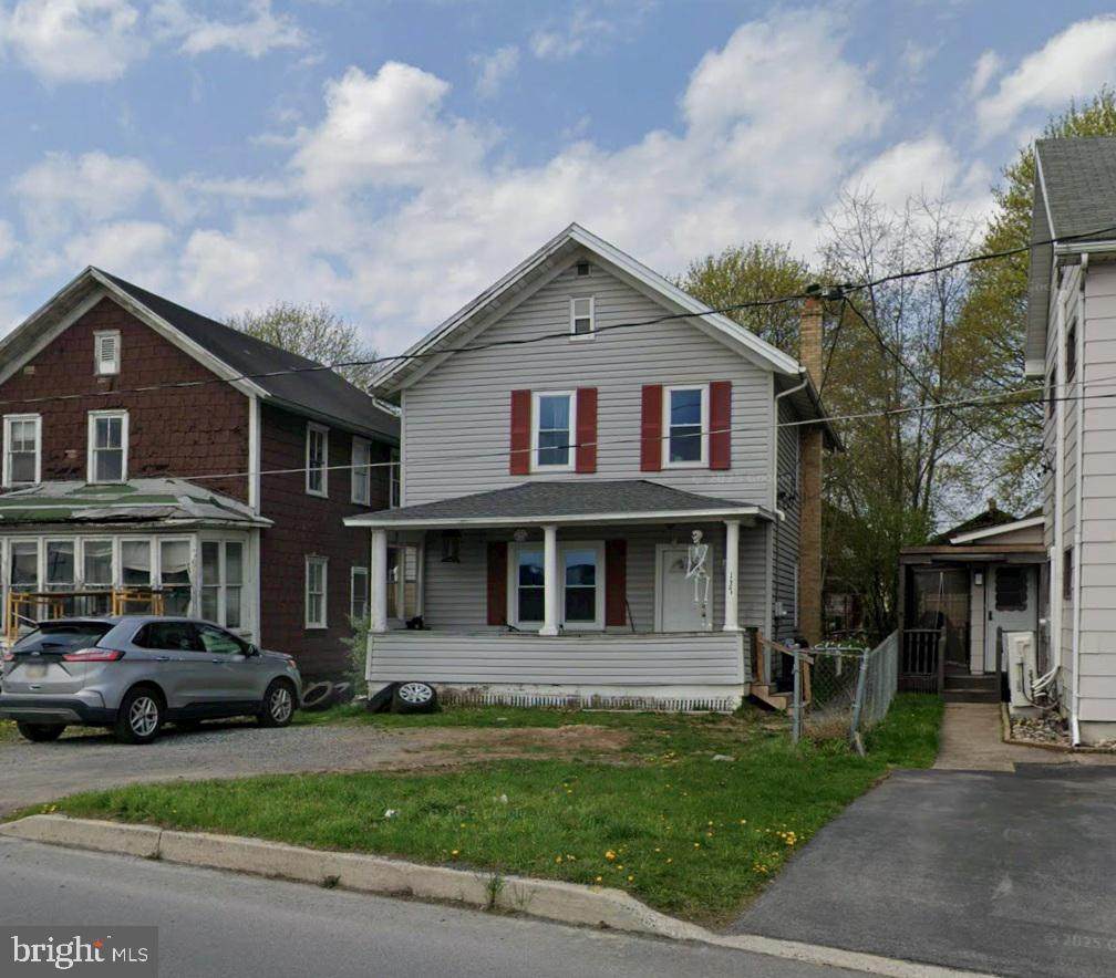137 Railroad Street - Photo 1