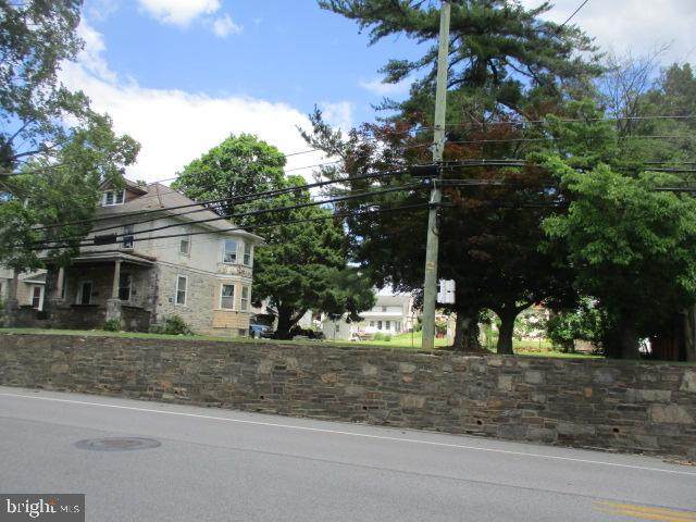 https://bt-photos.global.ssl.fastly.net/brightmls/orig_boomver_1_805032551582-2.jpg