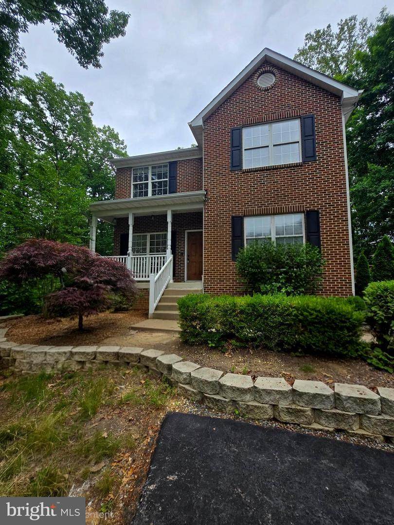 9823 Gunston Hall Road - Photo 1