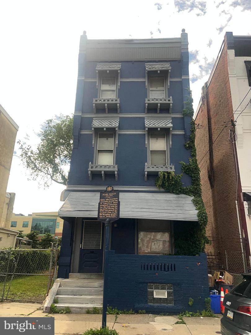 1946 23RD Street - Photo 1